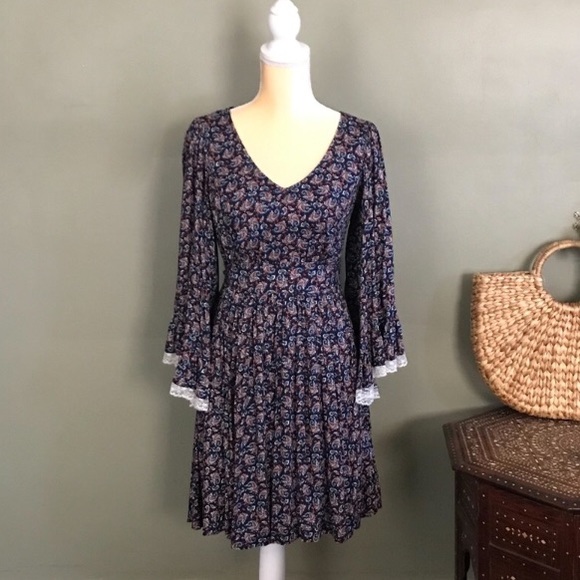 ModCloth Bell Dress - Picture 1 of 6